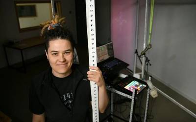 Nagore Etxabe 'Antuxuna': "Euskal kantutegia eta elektronika batu ditut"
