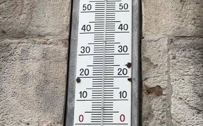 Abuztuaren 12a izan zen egunik beroena Debagoienean