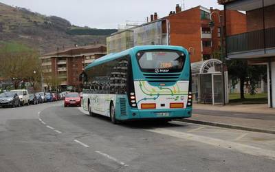 Ordutegi aldaketa izango da Urola bailarako UK06 autobus linean