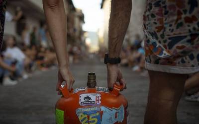 Lehia bizia Artziniegako garrafa eta bonbona lasterketan