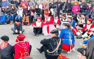 Maskarada antolatzeko asanblada irekia bihar Larrabetzun