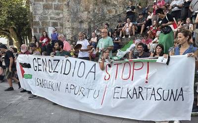 Gaur hasi den Palestinaren aldeko ‘Ibaitik Itsasora’ elkartasun ibilaldiaren harira, hitzordu saila izanen dira eskualdean