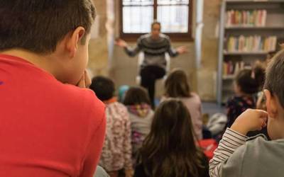 Nobedadeak ditu Durangoko Bizenta Mogel bibliotekako egitarauak