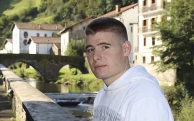 «Ametsa egia bihurtzea litzateke profesionaletan debuta egin ahal izatea»