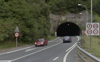 N-121-A errepidean, Alkaiagako tunela itxiko dute ortzegun arratsean