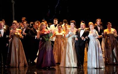 'La Traviata' operarako sarreak salgai daude