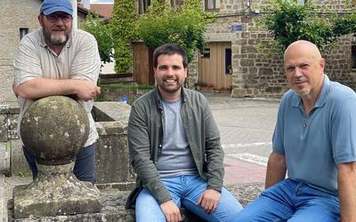 Jeltzaleek herri galdeketa eskatu dute "elgetarrak izan daitezen bigantxei buruz erabakitzen dutenak"