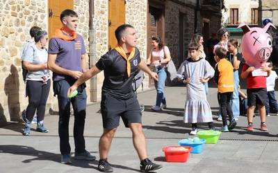Auzolinpiadetako argazki sorta