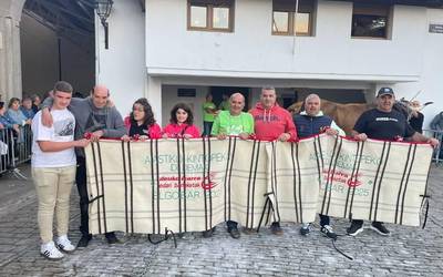 Elgoibarko Aiastia auzoko jaietako idi demak irabazi ditu Isidro Erretegiak