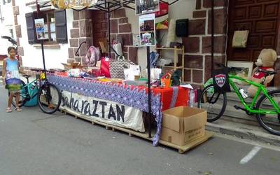 Saharaztanek Elizondoko ferietan jarriko duen tonbolarako laguntza biltzeko deialdia egin du