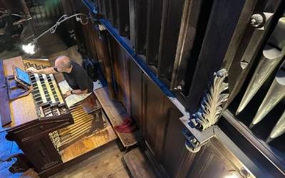 Organo kontzertu ederra eman du Juan de la Rubiak Berako elizan