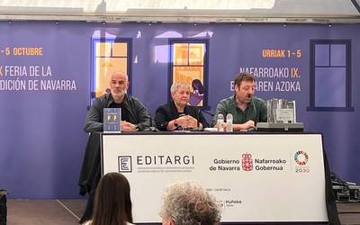 Aritz Otazu: "Argitaletxeak krisian gaude beti, jendea nafar marka irakurtzera animatu nahi dugu"