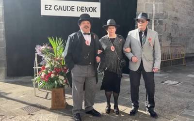 Arropa onenak jantzi, eta kalera