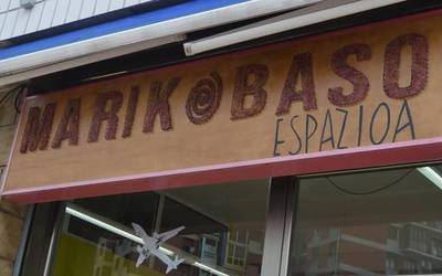 “Gure pribilegioez jabetuz” tailerra Derioko Marikobaso espazioan