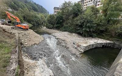 Makina egokituko dute obrak bukatzen joateko