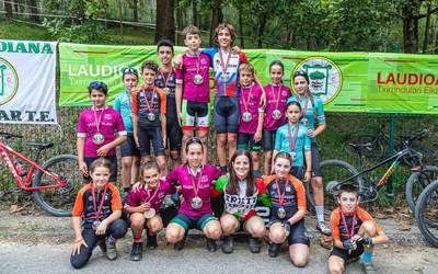 Zazpi aiaraldear igo dira Arabako Mendi Txirrindularitzako Txapelketako podiumera