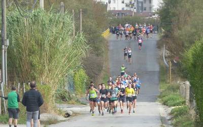 Mende erdiko Joan Etorria, bustia