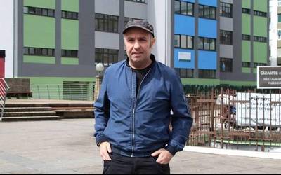 Iñaki Lpz. de Luzuriaga (Wikipedia): "Genozidioaren inguruko artikuluak liburu bakarrean bildu nahi ditugu, gertatutakoaren euskal ikuspegi orokorra i