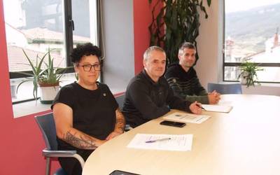 "Hautazkoa ez den bakardadeari aurre egiteko beharra argi ikusten da"