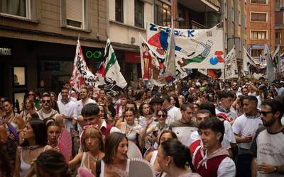 EH-Bildurekin, esakunetik ekintzara, tarte handia dago