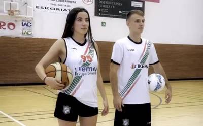 Elastiko berriak aurkeztu ditu Eskoriatza Kirol Elkarteak