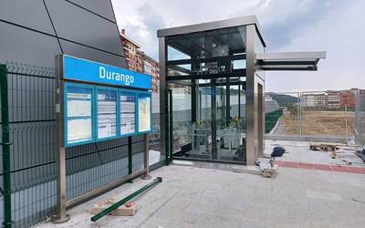 Tren eta autobus zerbitzu bereziak Durangoko jaietarako