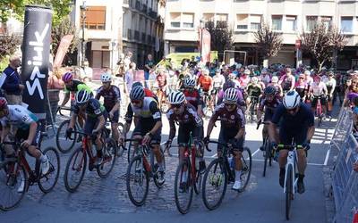 Urduñako Ziklokros lasterketako antolatzaileak pozik daude kirolarien zein herritarren erantzunarekin