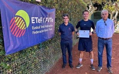 Euskadiko Tenis Txapelketa irabazi du Jon Orbegozok