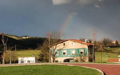 Baserri zaharren eta erabilera berrien inguruko hitzaldia bihar Zamudion