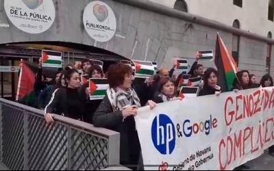 Ane Apezetxea (Steilas): "Lanuzte pedagogiko bat ere izaten ari da gaurkoa: ikasgeletan hitz egin eta hausnartzeko"