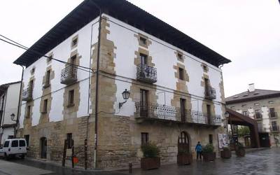 Euskara ikasten dutenendako dirulaguntzak ditu udalak