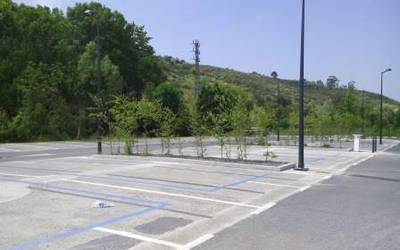 Urkoko aparkalekuaren erabilera arautuko dute, autokarabanen eta beste erabiltzaileen arteko arazoak saihesteko