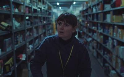 'On falling' pelikula: Begirada mingarria