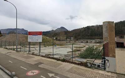 Tabirako zentro ekonomikoaren garapena "blokeatzea" egotzi dio EH Bilduk EAJri