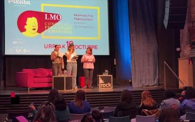 Ikuspegi feminista hedabideetan txertatu beharraz hausnarrean