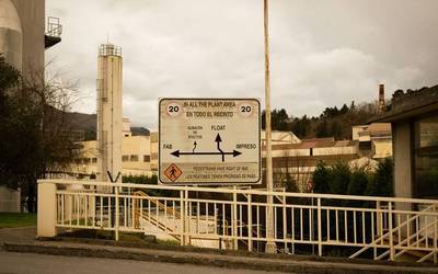 Aiaraldea arriskuan: benetako industria-estrategia baten premia