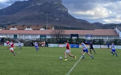 Lagun Artea ez zen berdinketatik pasa Lagunak B-rekin