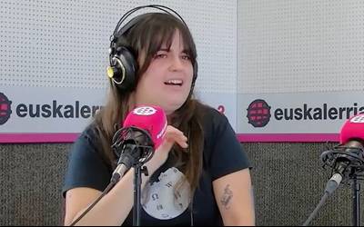 Ane Segurola, Saguxar: "Nire musika ametsen munduarekin lotzen dut"