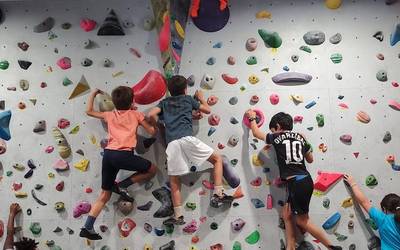 Eskola kirol berritua ezagutzeko, ate irekiak