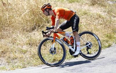 "Oporretan bizikleta albo batean uztea garrantzitsua da, deskonektatzeko"