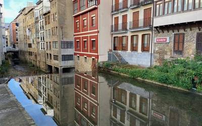 Mañaria erreka garbitzeko jardunaldia bertan behera utzi dute