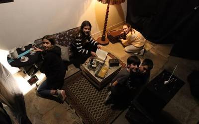 Gaba Baltza, ate-joka: udaletxe zaharreko ihes gela, prest