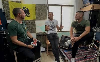 Disko berria aitzakia hartuta, Berandu Baino Lehen taldekoekin solasean