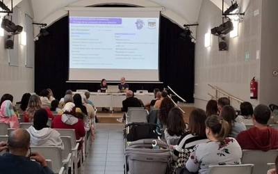 Arrasate Herri Eskolako Guraso Elkarteak batzar orokorra egin du