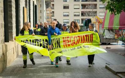 Amurrioko Udaleko Langile Batzordeak salatu du tokiko-gobernuak "bizkar eman diola" Arartekoak luzatutako gomendioari