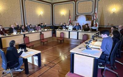 Polizia-eredua eztabaidagai nagusi Bergarako udalbatzan