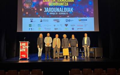 ZTB jardunaldien hamargarren edizioaren hasiera-ekitaldiari hasiera eman diote