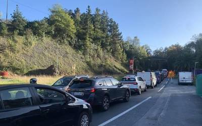 Otsailaren amaierara arte jarraituko du itxita N-634 errepideko erreiak, Narrondo parean