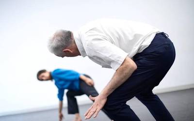 Gurasoei aitortza Arte Hartze Zikloaren laugarren emanaldian, bihar Faktorian