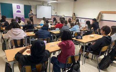 Aiaraldeko emakume* erreferenteak ezagutu dituzte 125 gaztek, 6 'tailer bizi' ardatz hartuta